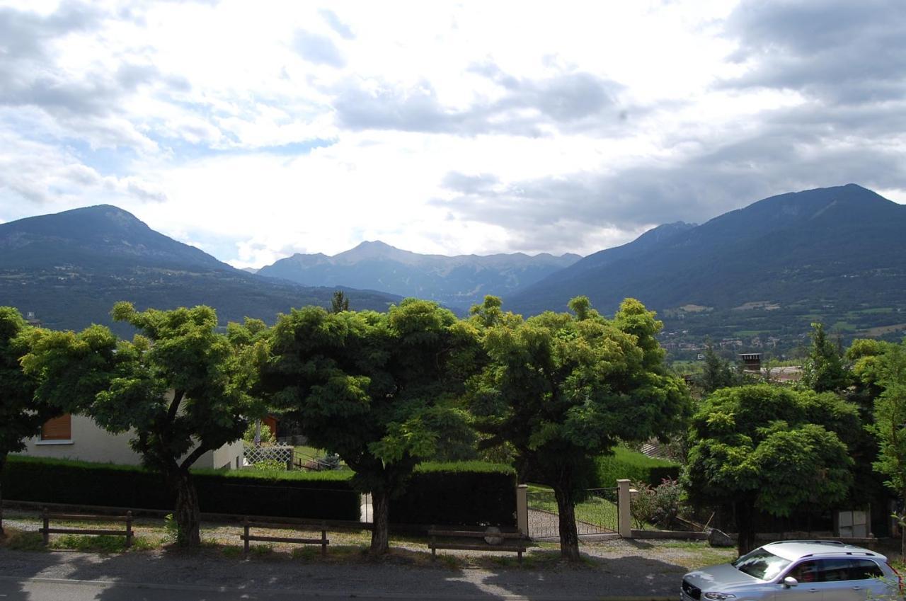 Appartement Agreable A Deux Pas Du Plan D'Eau Embrun Zewnętrze zdjęcie